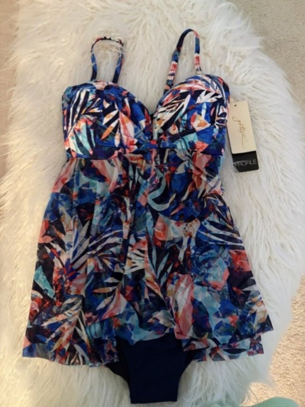 NWT GOTTEX TUMMY CONCEALING SWIMSUIT